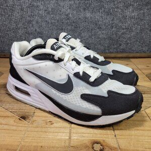 Nike Air Max Solo Mens 11 Shoes Sneakers White Pure Platinum Black DX3666-100